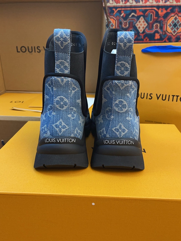 ルイヴィトン靴着用イメージ